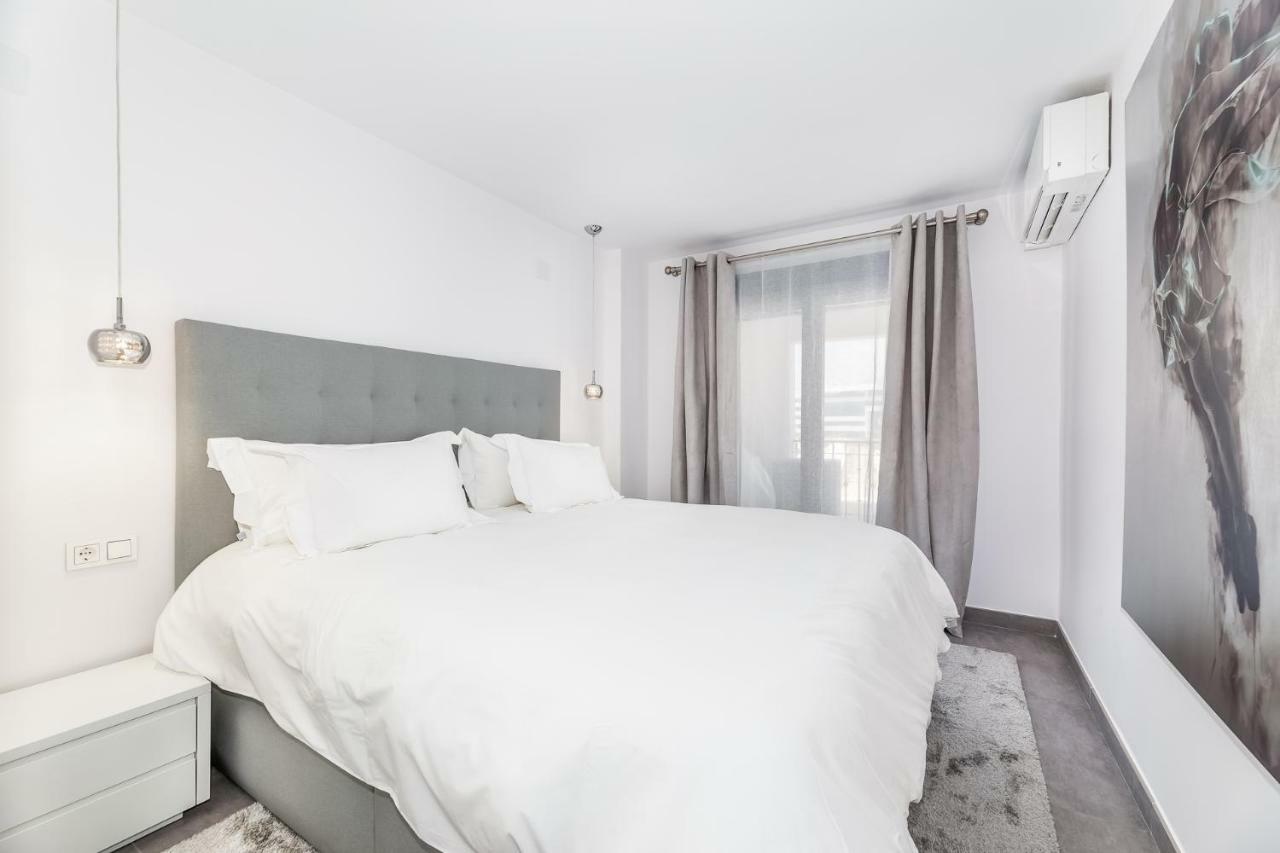 By Riva - Luxurious, Exclusive 2 Bedroom Apt Inside Puerto Banus มาร์เบยา ภายนอก รูปภาพ